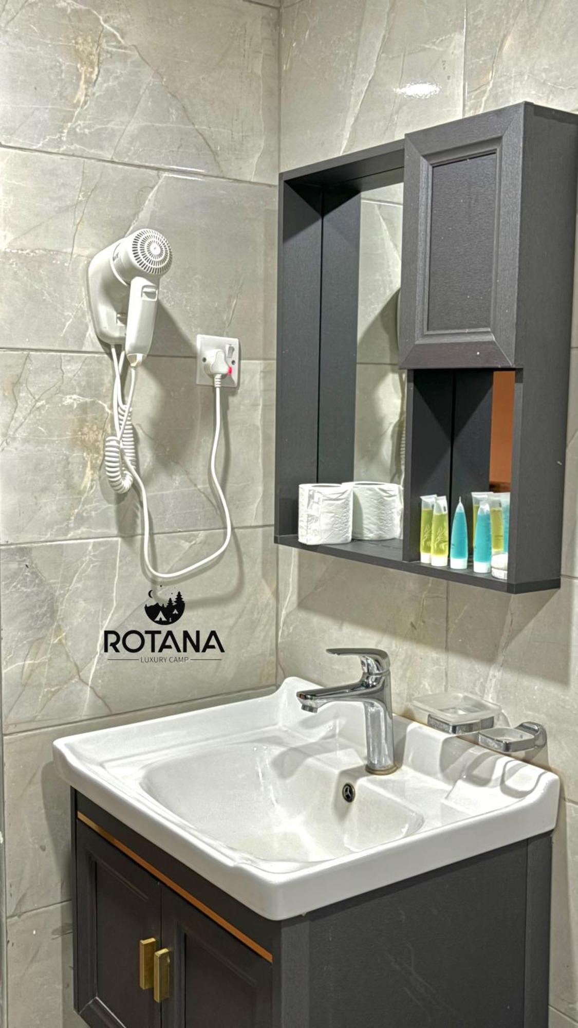 Rotana Luxury Camp Hotel Wadi Rum Exterior foto